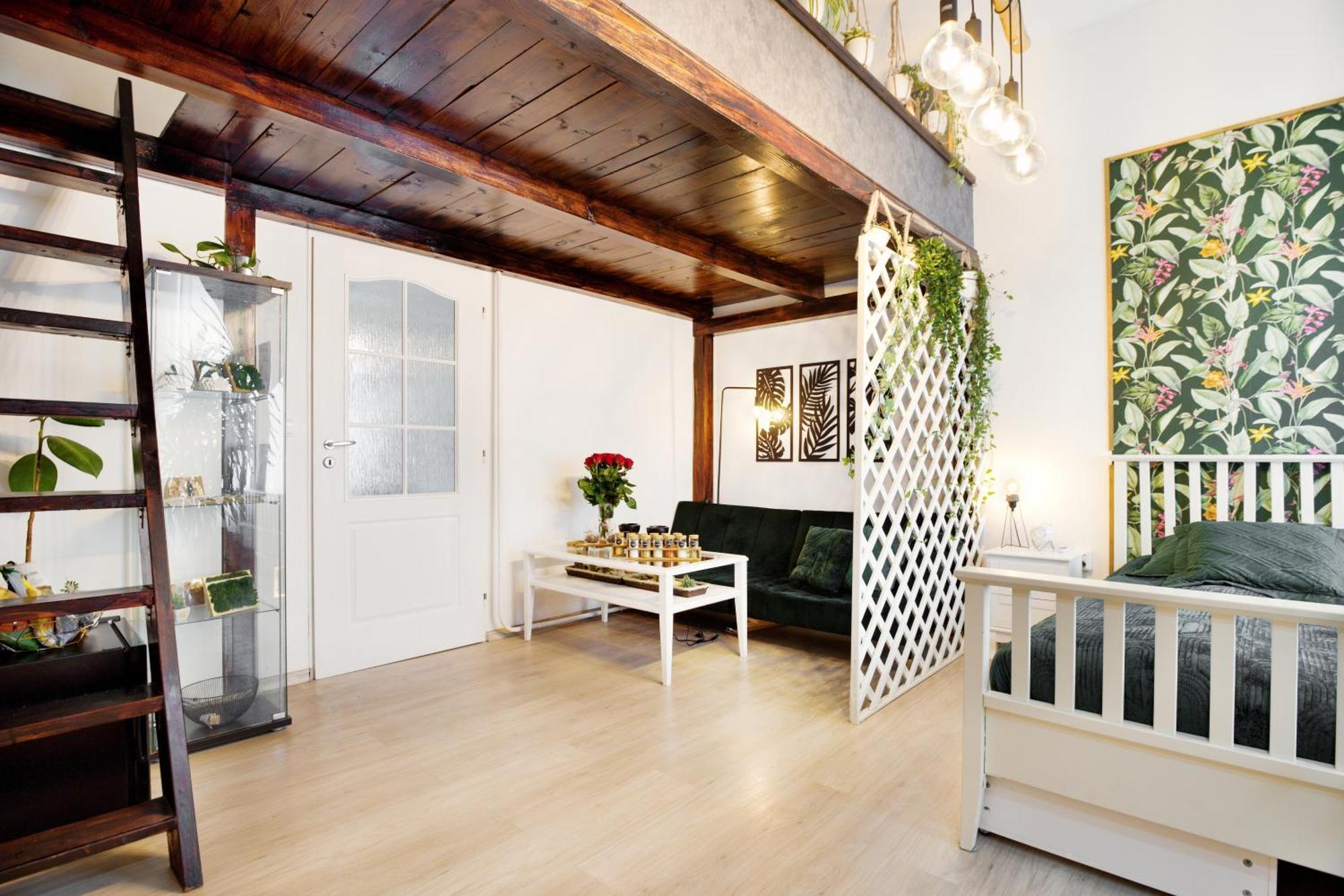 Green Garden Decin Bagian luar foto